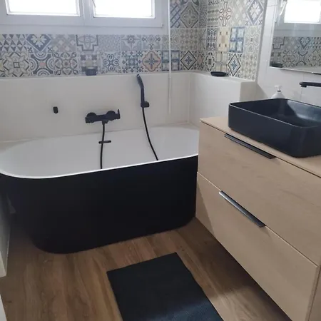 Cozy House * Ανζέρ