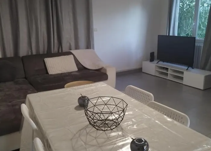 Nyaraló Cozy House Angers